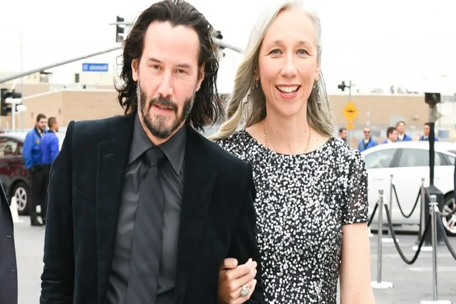 Keanu Reeves Girlfriend Age
